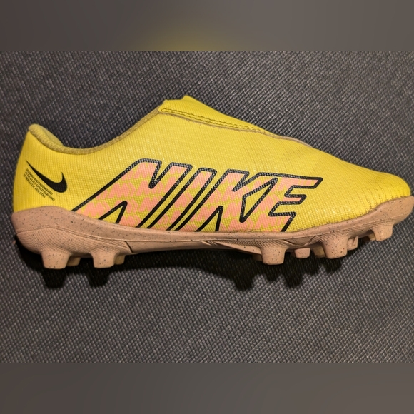Nike Mercurial Vapor 15 Club Yellow Strike/Sunset Kids 12C - Picture 8 of 13